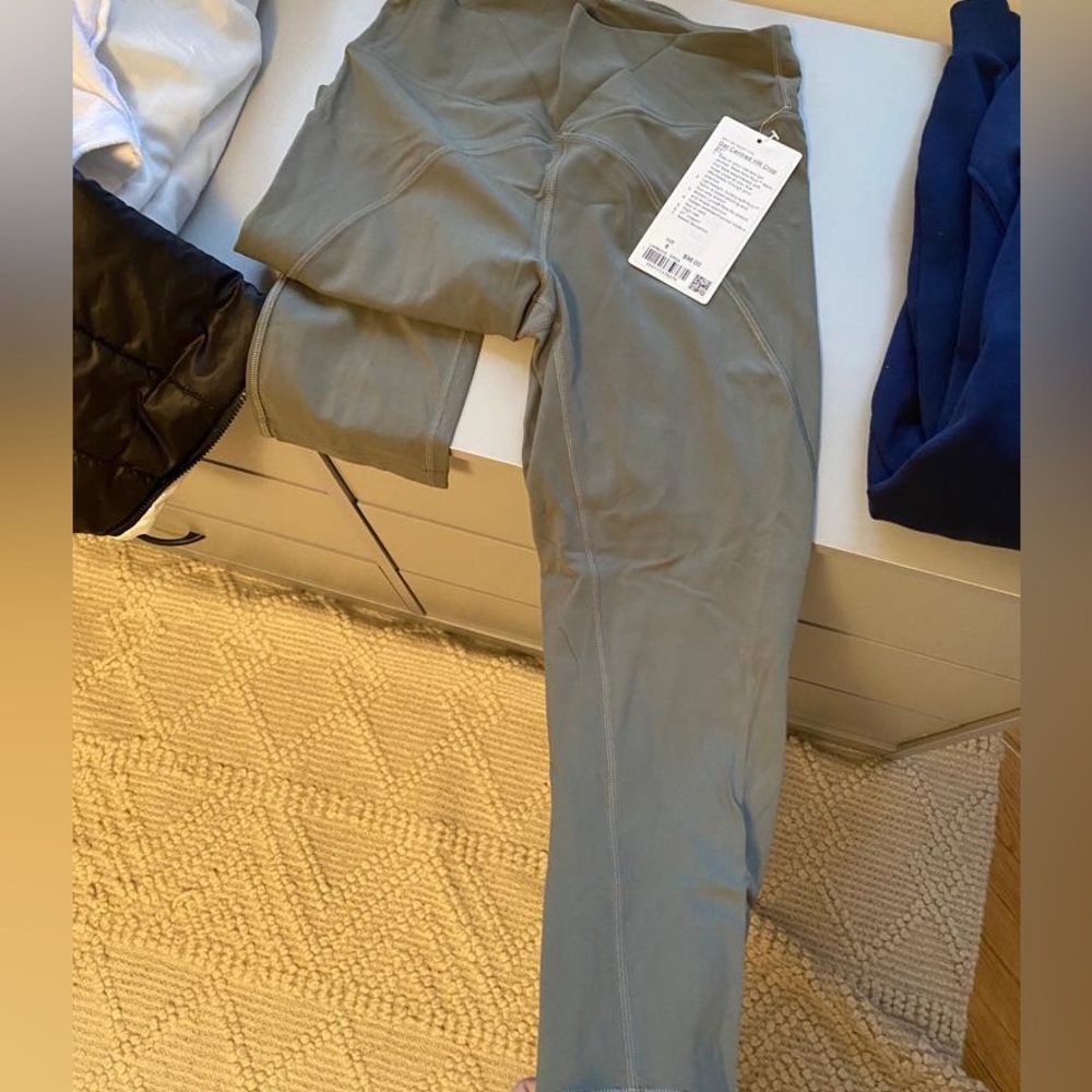 BRAND NEW lululemon leggings
